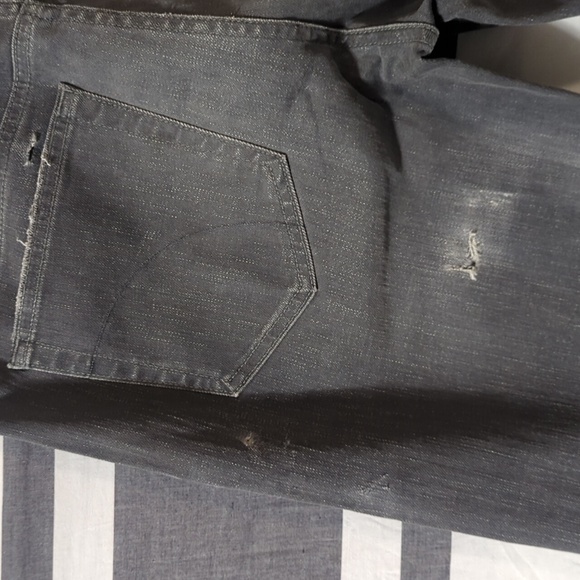 Men's Size 34 Joe's Distressed Grey Jeans - Picture 7 of 10
